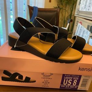Brand new ladies Kensie sandals black